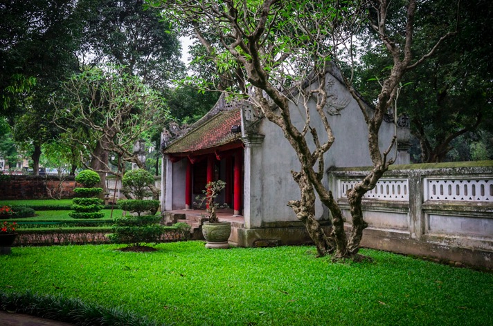 Hanoi Temple of Literature 7
